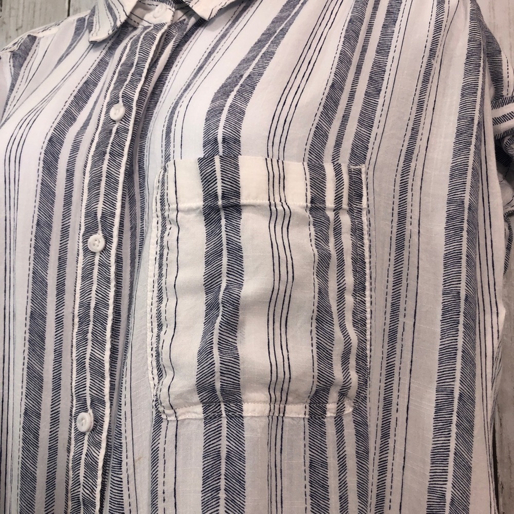 Cloth & Stone Button Up Cuffed Cap Sleeve Collar Top Large - Picture 4 of 10